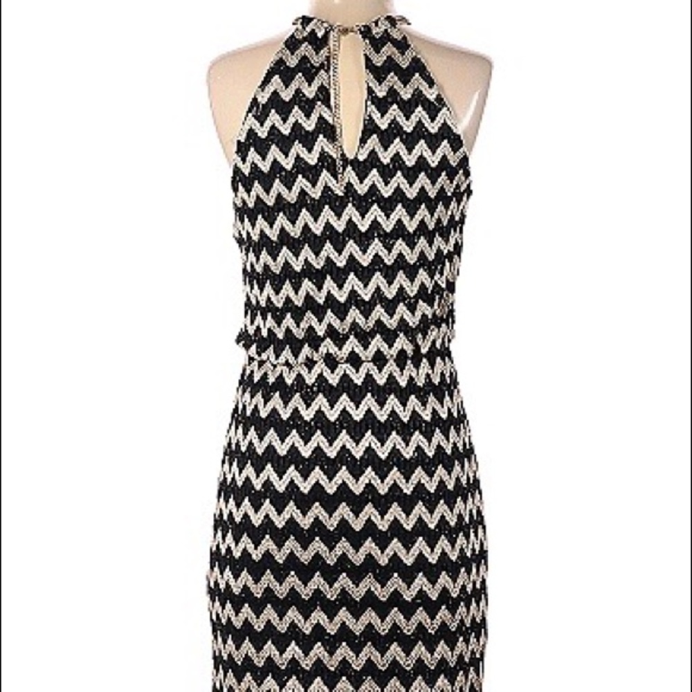Metallic, patterned dress - Picture 2 of 4